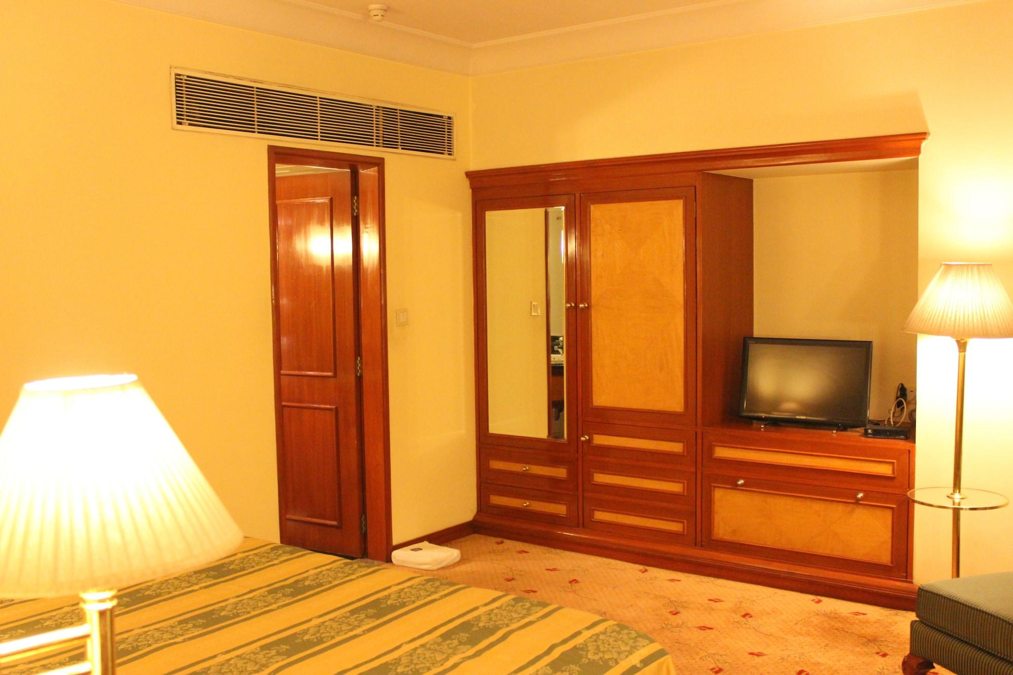 Hotel Sagar Plaza City Centre Poona Buitenkant foto