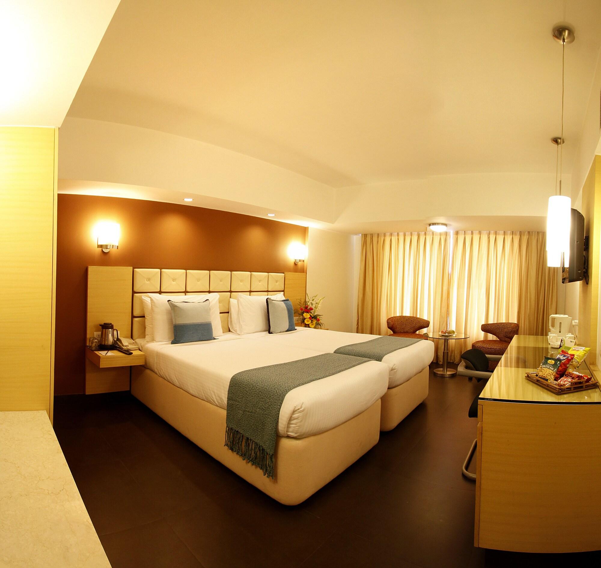 Hotel Sagar Plaza City Centre Poona Buitenkant foto