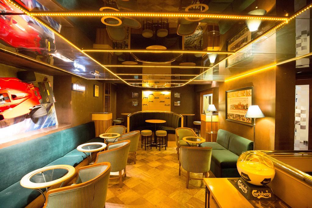 Hotel Sagar Plaza City Centre Poona Buitenkant foto