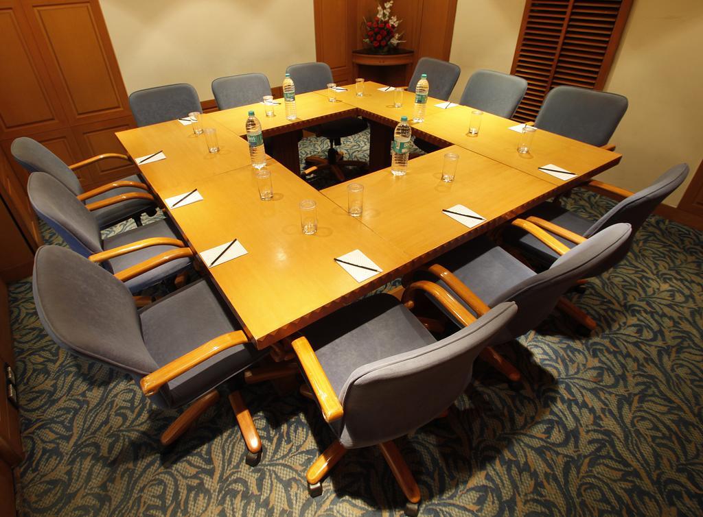 Hotel Sagar Plaza City Centre Poona Buitenkant foto