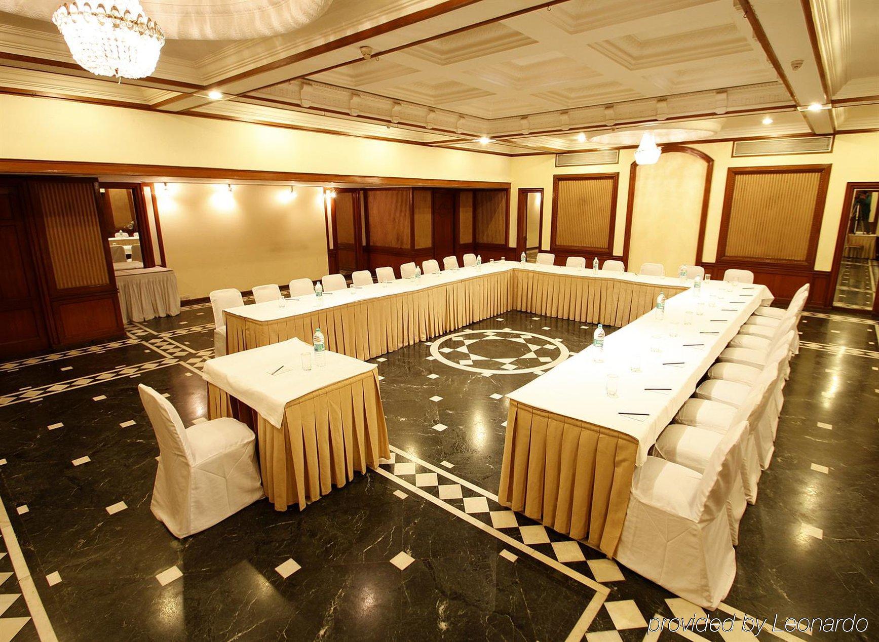 Hotel Sagar Plaza City Centre Poona Faciliteiten foto