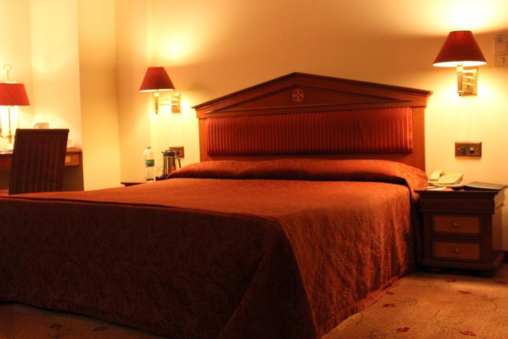 Hotel Sagar Plaza City Centre Poona Kamer foto