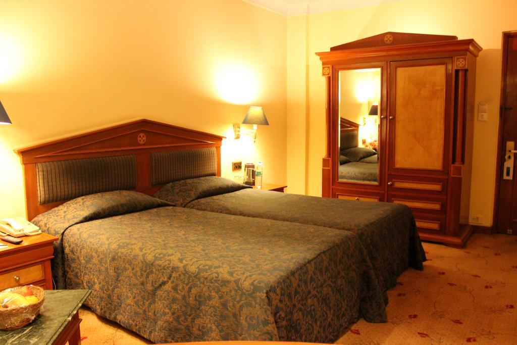 Hotel Sagar Plaza City Centre Poona Kamer foto