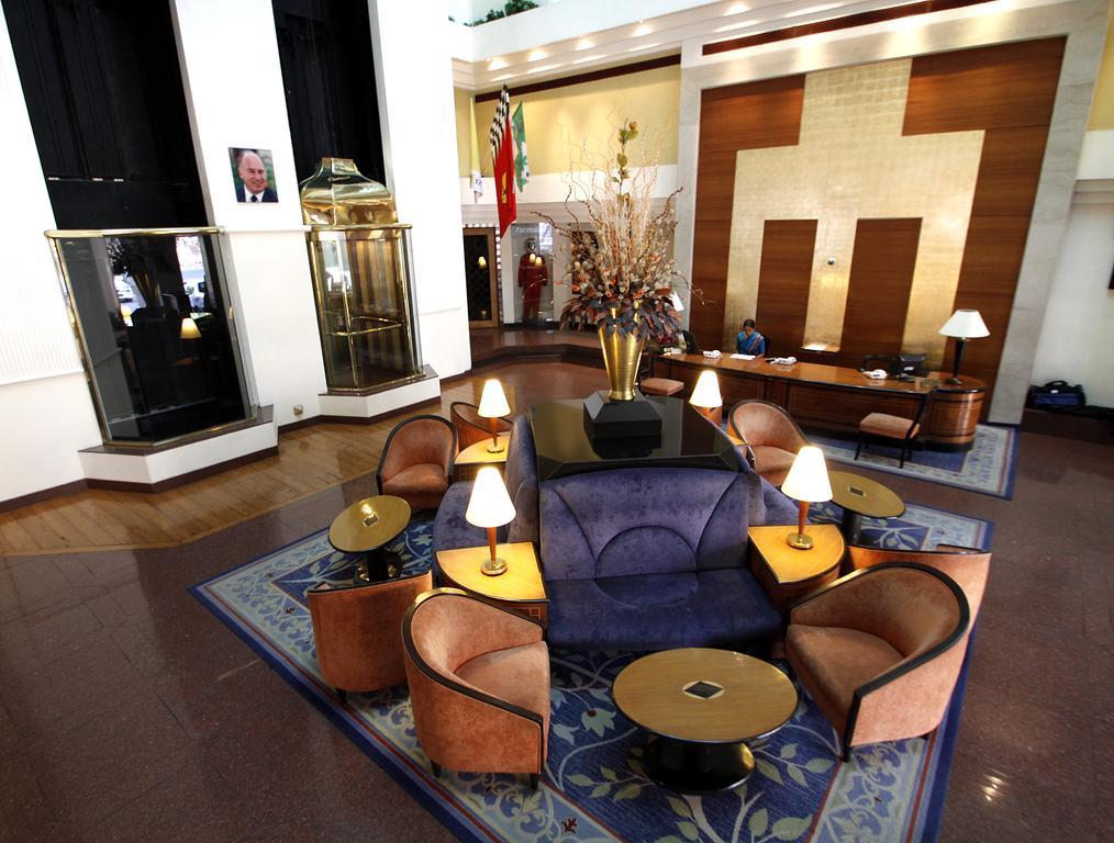Hotel Sagar Plaza City Centre Poona Buitenkant foto