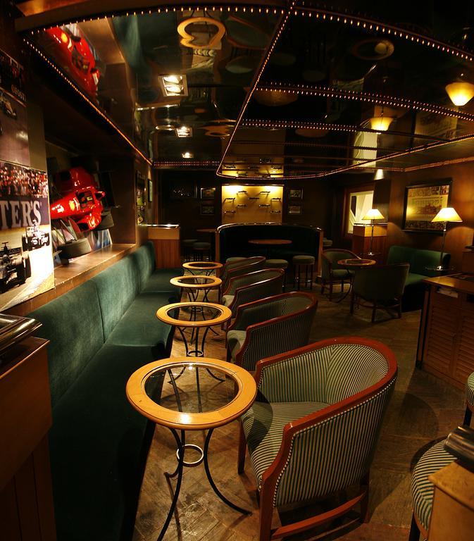 Hotel Sagar Plaza City Centre Poona Buitenkant foto